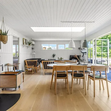 Leea - 100m From The Sea By Interhome Børkop